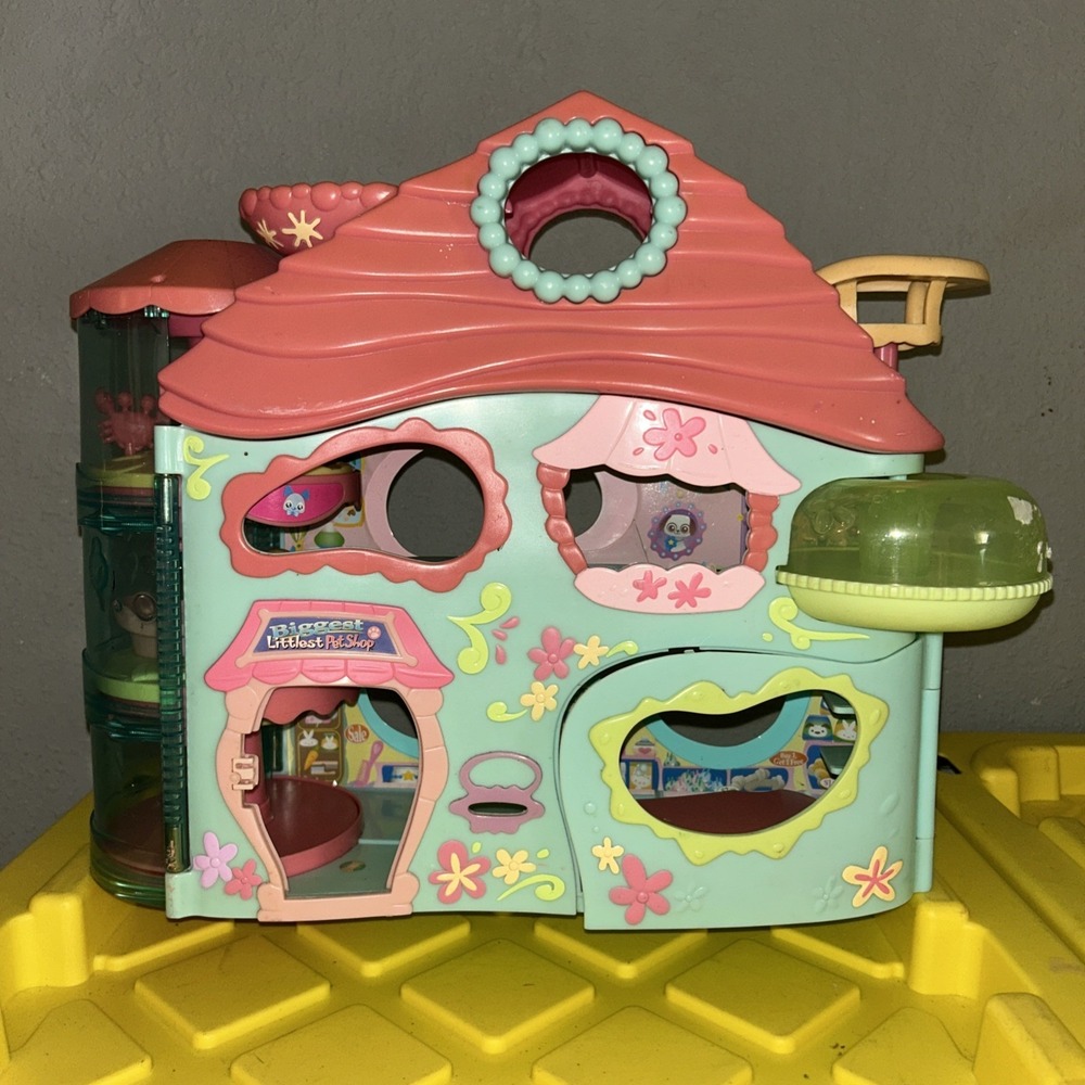 Littlest Pet Shop House Biggest Littlest Pet Playset Foldable Hasbro 2005